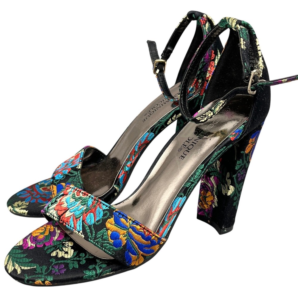 Dominique Nicole Aviva Sandals Womens 8M Floral Embroidered Tapestry Block Heel